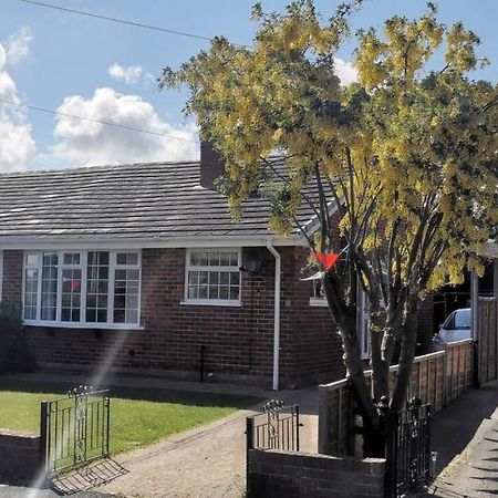 Spring Gardens Holiday Bungalow Cayton Eksteriør bilde