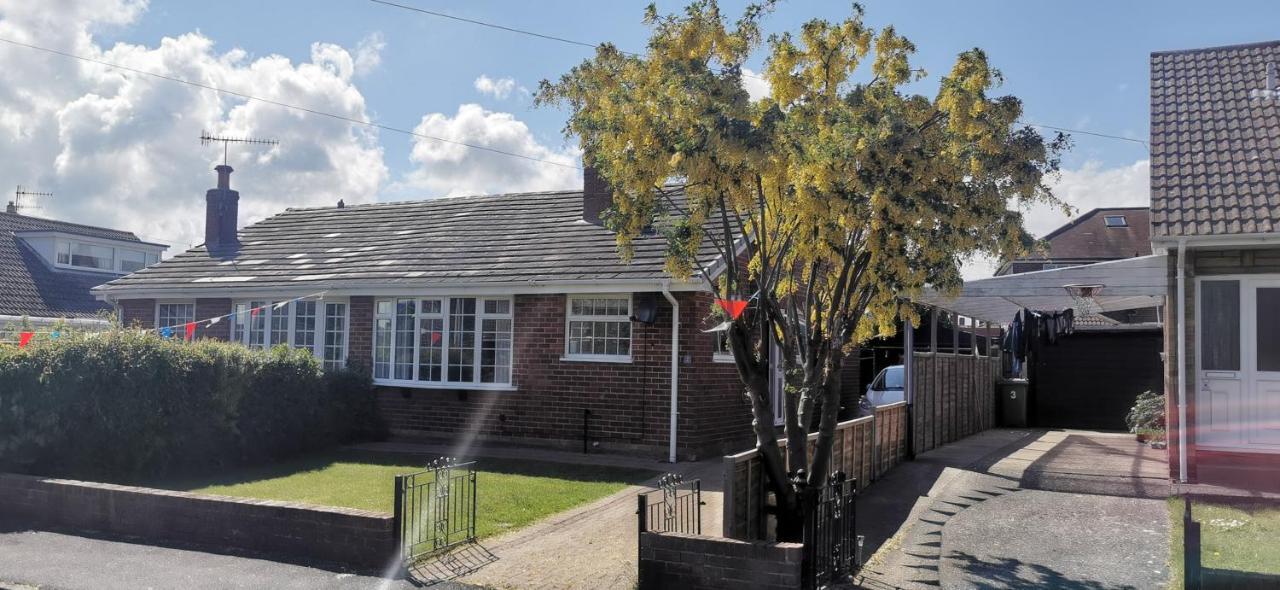 Spring Gardens Holiday Bungalow Cayton Eksteriør bilde